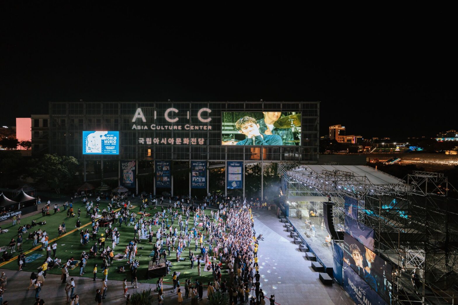 Corporate Event Entertainment in Hong Kong: Booking Guide